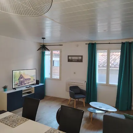 T2 De Charme Dans Centre Historique Du Vieux Port Apartment
